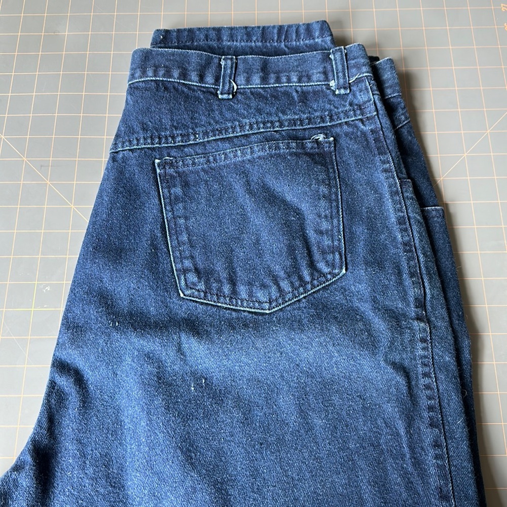 Capistrano Women’s Denim 100% cotton Dark Dark Blue pleated Front Size 24W